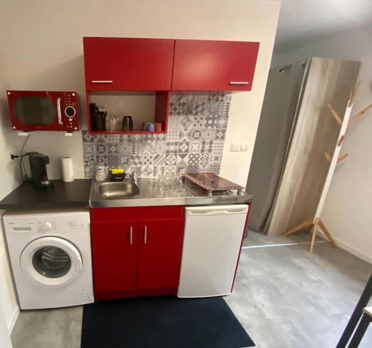 Charmant Studio Argenton Sur Creuse Exterior photo
